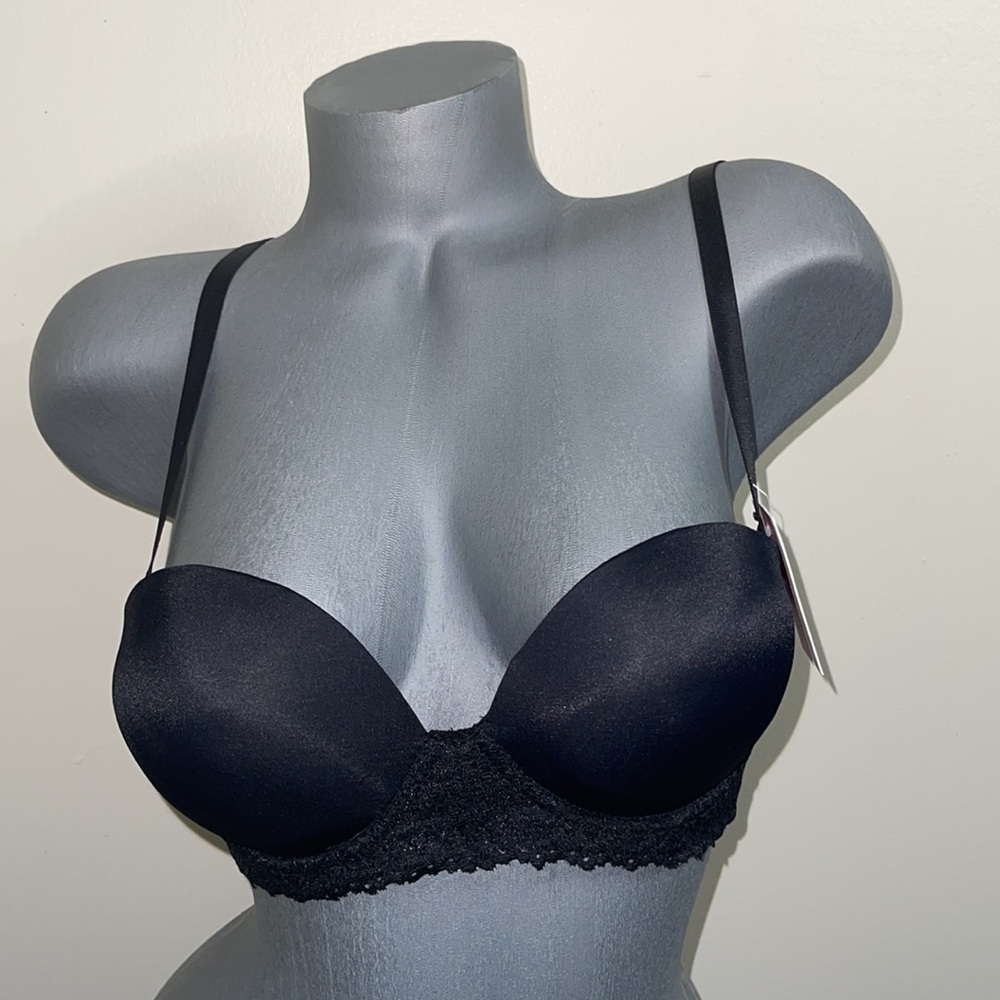 Super Push Up Extreme Padded Maximum Lift Lace Multi-way Strapless Bra.